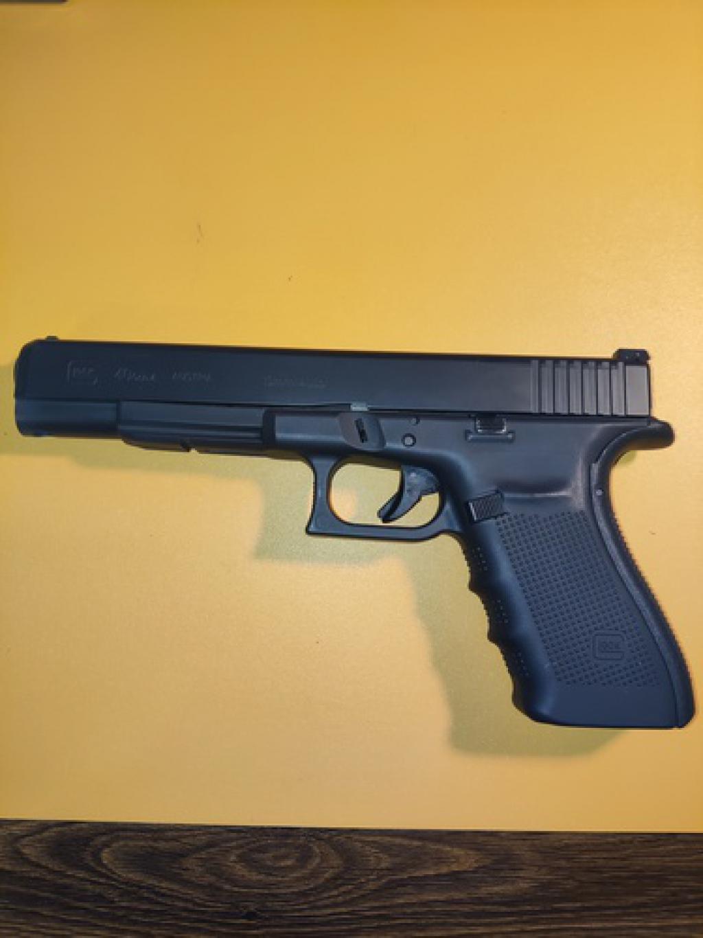 I am selling a brand new Ecol Tisa 8mm gas pistol.